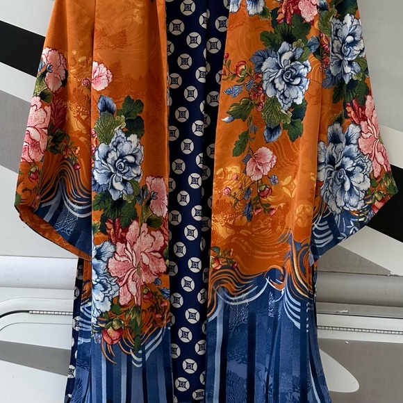 Floral KIMONO Size 0 Orange Blue Open Front 3/4 Sleeve Floral Whimsical Boho - Picture 6 of 8